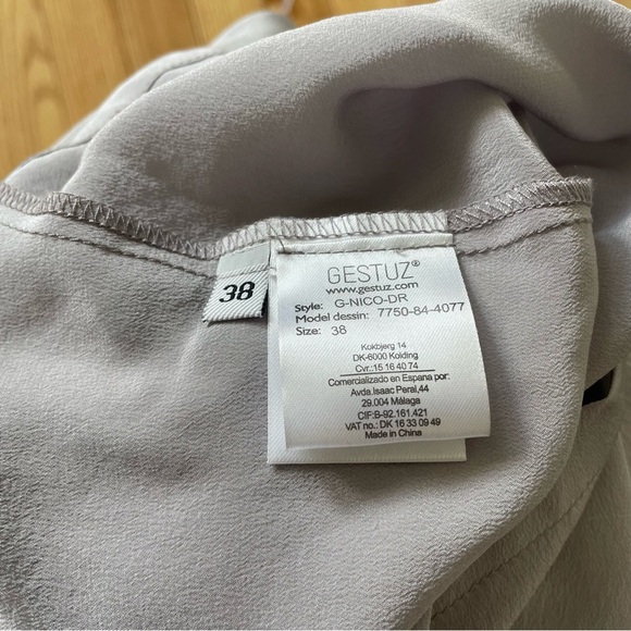 GESTUZ Sleeveless U-Neck Brushed Silk Gray Racerback Lagenlook Tunic Top Sz 38/8 - Picture 6 of 8
